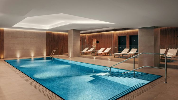 Prague Marriott Hotel Pool