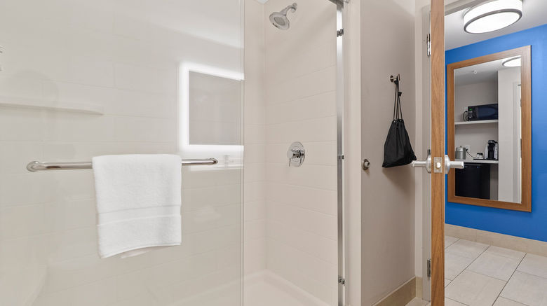 <b>Holiday Inn Express Macon North Room</b>. Images powered by <a href="https://www.leonardoworldwide.com/" title="Leonardo Worldwide" target="_blank">Leonardo</a>.