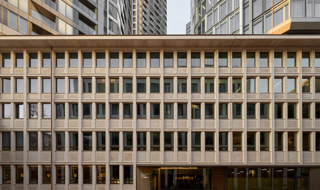 Kimpton Main Frankfurt Exterior