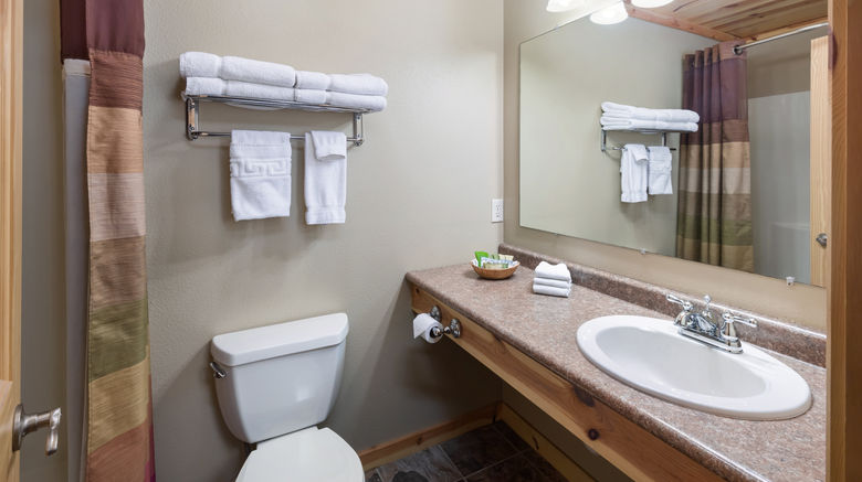 <b>Rock Crest Lodge Room</b>. Images powered by <a href="https://www.leonardoworldwide.com/" title="Leonardo Worldwide" target="_blank">Leonardo</a>.