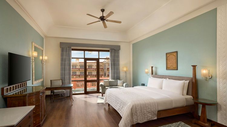 Le Meridien  Jaipur Resort & Spa Room