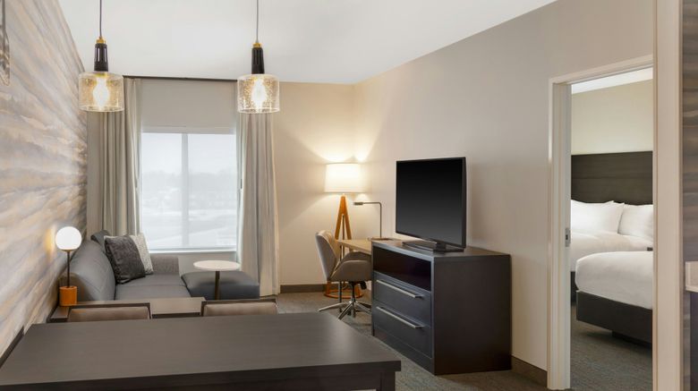 <b>Residence Inn Detroit Dearborn Room</b>. Images powered by <a href="https://www.leonardoworldwide.com/" title="Leonardo Worldwide" target="_blank">Leonardo</a>.