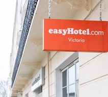 easyHotel London Victoria Exterior