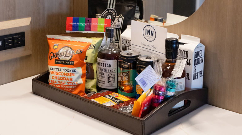 <b>The Inn At Harbor Shores Room</b>. Images powered by <a href="https://www.leonardoworldwide.com/" title="Leonardo Worldwide" target="_blank">Leonardo</a>.