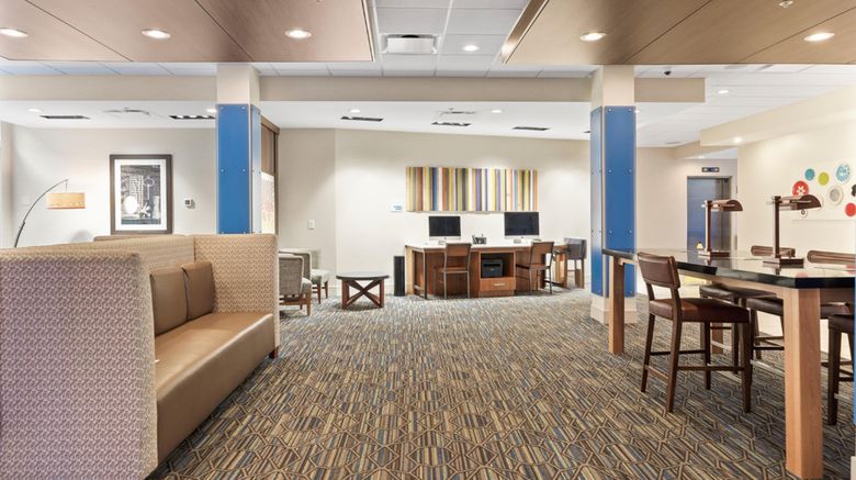 <b>Holiday Inn Express Macon North Exterior</b>. Images powered by <a href="https://www.leonardoworldwide.com/" title="Leonardo Worldwide" target="_blank">Leonardo</a>.