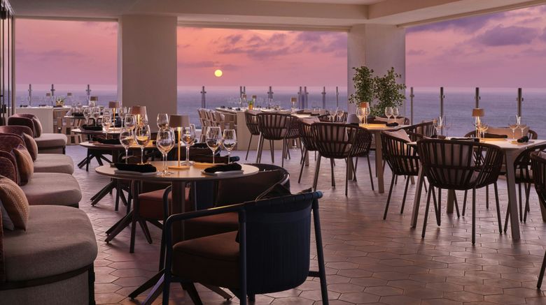 <b>The St. Regis Aruba Resort Restaurant</b>. Images powered by <a href="https://www.leonardoworldwide.com/" title="Leonardo Worldwide" target="_blank">Leonardo</a>.