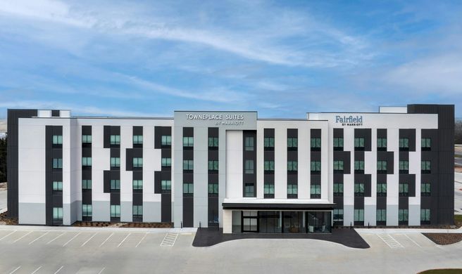 Fairfield Inn & Suites Marriott Exterior