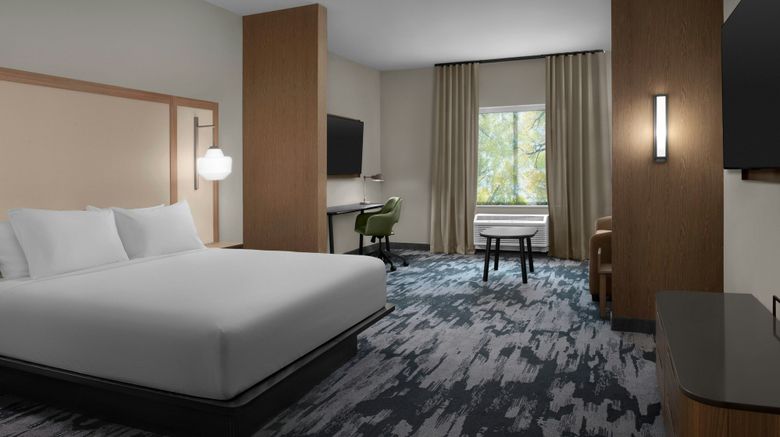 <b>Fairfield Inn & Suites Marriott Suite</b>. Images powered by <a href="https://www.leonardoworldwide.com/" title="Leonardo Worldwide" target="_blank">Leonardo</a>.