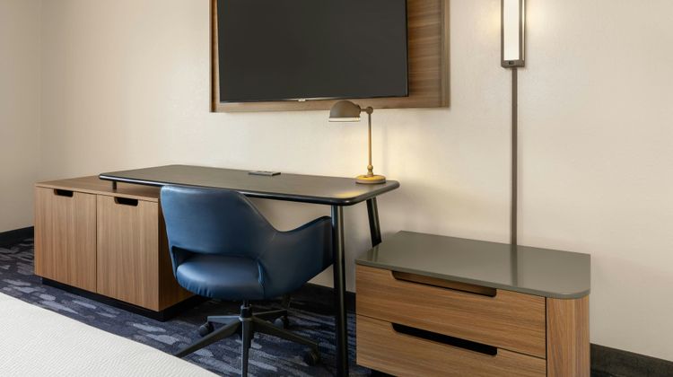 Fairfield Inn/Suites Minneapolis/St Paul Room