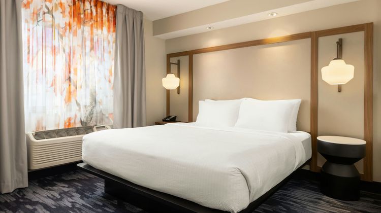 Fairfield Inn/Suites Minneapolis/St Paul Room