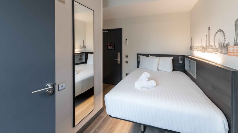 <b>easyHotel London Victoria Room</b>. Images powered by <a href="https://www.leonardoworldwide.com/" title="Leonardo Worldwide" target="_blank">Leonardo</a>.