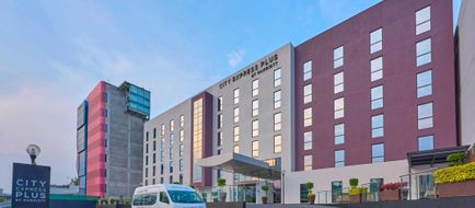 City Express Plus by Marriott Exterior