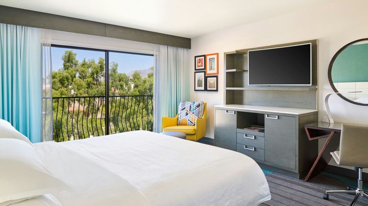 Sheraton Tucson Hotel & Suites Room