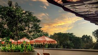 The Standard Singapore