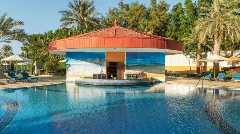 <b>Sheraton Jumeirah Beach Resort Pool</b>. Images powered by <a href="https://www.leonardoworldwide.com/" title="Leonardo Worldwide" target="_blank">Leonardo</a>.