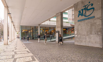VIP Executive Art's Hotel