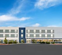 Holiday Inn Express & Suites George Exterior