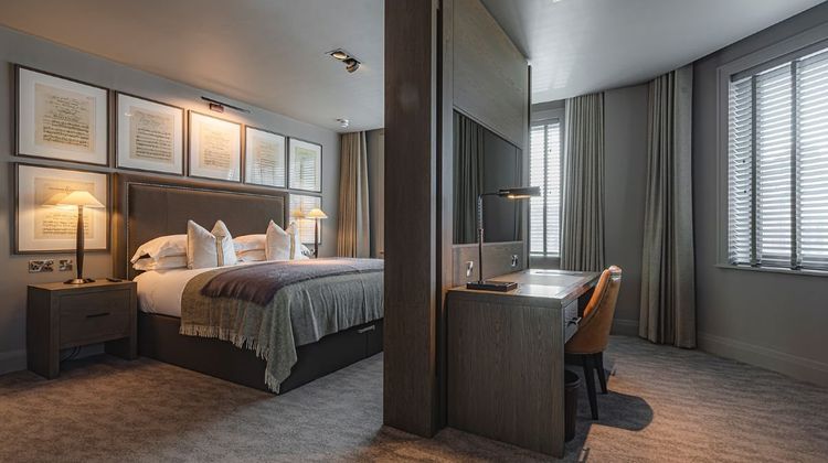 Dakota Hotel Newcastle Suite