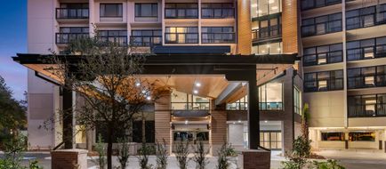 Holiday Inn Express Hilton Head Island Exterior