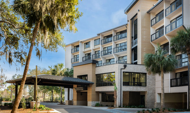 Holiday Inn Express Hilton Head Island Exterior