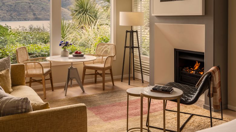 <b>Rosewood Matakauri Suite</b>. Images powered by <a href="https://www.leonardoworldwide.com/" title="Leonardo Worldwide" target="_blank">Leonardo</a>.