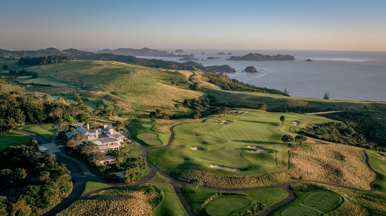 <b>Rosewood Kauri Cliffs Golf</b>. Images powered by <a href="https://www.leonardoworldwide.com/" title="Leonardo Worldwide" target="_blank">Leonardo</a>.