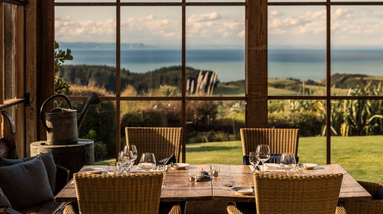 <b>Rosewood Cape Kidnappers Restaurant</b>. Images powered by <a href="https://www.leonardoworldwide.com/" title="Leonardo Worldwide" target="_blank">Leonardo</a>.