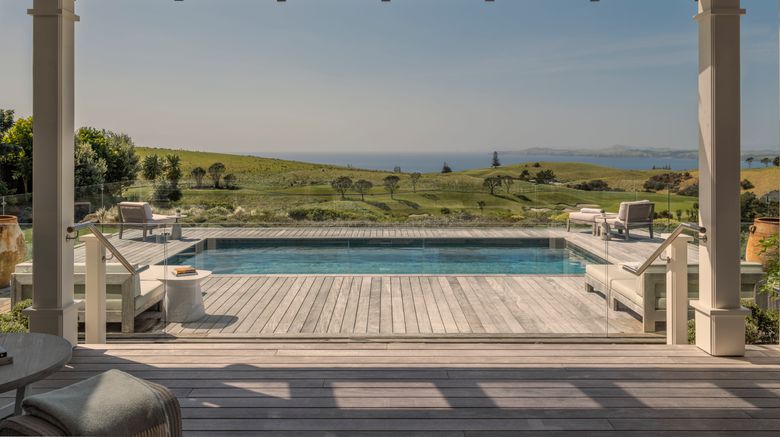 <b>Rosewood Kauri Cliffs Pool</b>. Images powered by <a href="https://www.leonardoworldwide.com/" title="Leonardo Worldwide" target="_blank">Leonardo</a>.