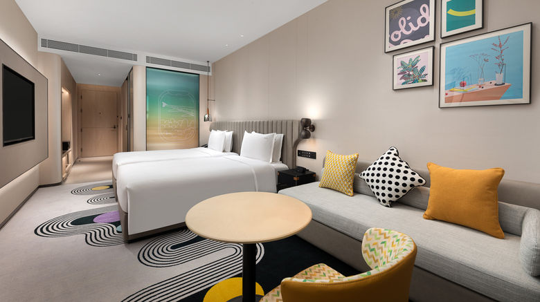 <b>Holiday Inn Shanghai Pudong Airport Room</b>. Images powered by <a href="https://www.leonardoworldwide.com/" title="Leonardo Worldwide" target="_blank">Leonardo</a>.
