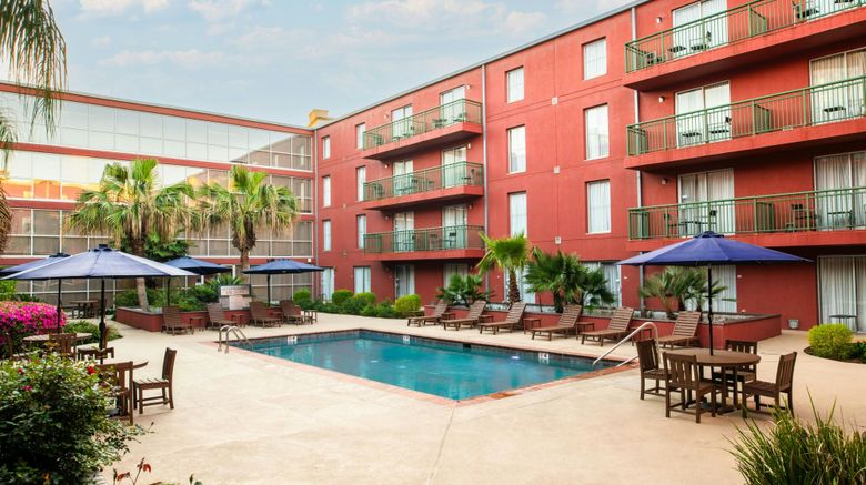 <b>Courtyard New Orleans Downtown/Conventio Pool</b>. Images powered by <a href="https://www.leonardoworldwide.com/" title="Leonardo Worldwide" target="_blank">Leonardo</a>.
