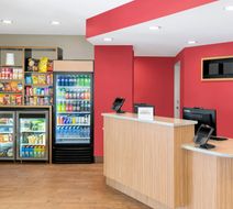 TownePlace Stes by Marriott Detroit Lobby