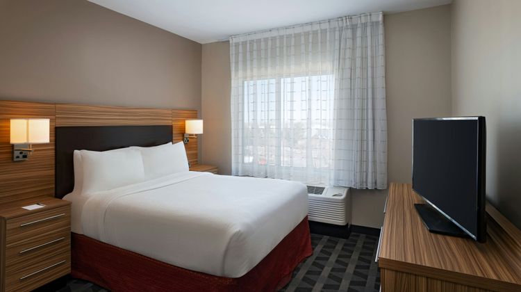 TownePlace Suites El Paso North Room