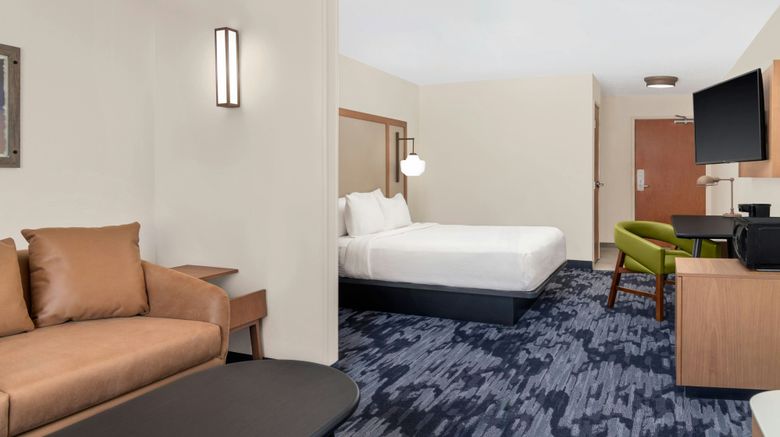 <b>Fairfield Inn & Suites Saginaw Room</b>. Images powered by <a href="https://www.leonardoworldwide.com/" title="Leonardo Worldwide" target="_blank">Leonardo</a>.