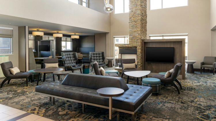 Residence Inn Denver Stapleton Lobby