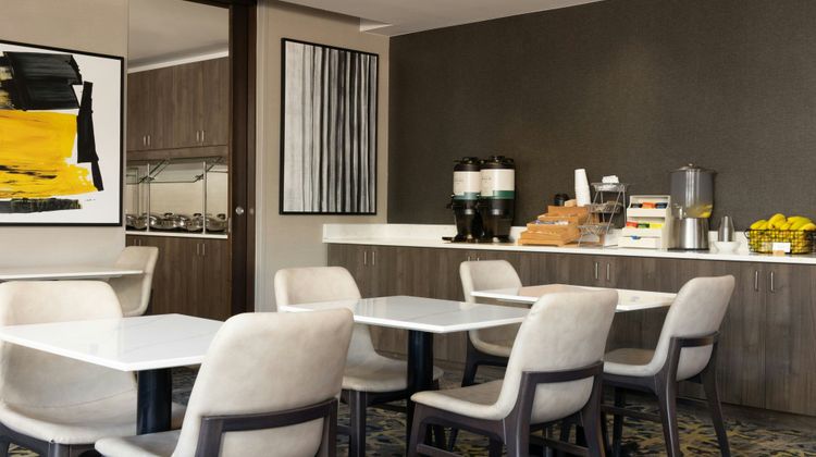 Residence Inn Denver Stapleton Restaurant