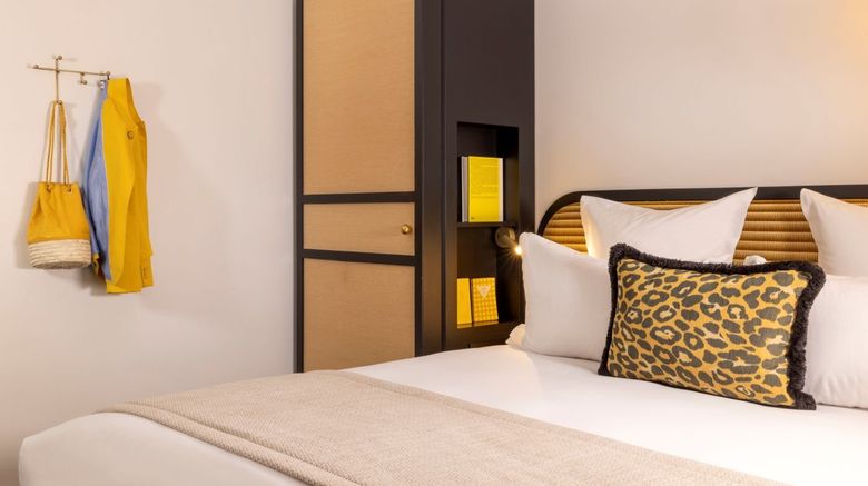 <b>Grand Hotel Chicago Room</b>. Images powered by <a href="https://www.leonardoworldwide.com/" title="Leonardo Worldwide" target="_blank">Leonardo</a>.