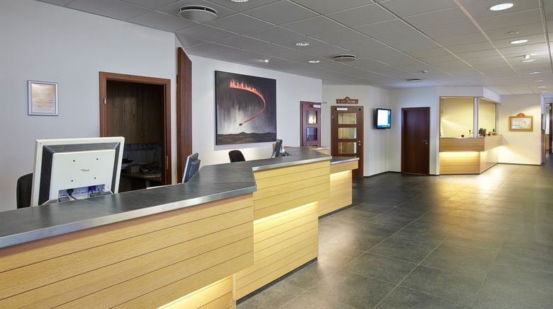<b>Hotel Cabin Lobby</b>. Images powered by <a href="https://www.leonardoworldwide.com/" title="Leonardo Worldwide" target="_blank">Leonardo</a>.