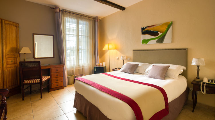 Aragon Hotel Room