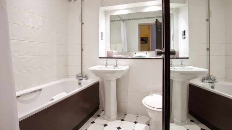 <b>Stourport Manor Hotel Room</b>. Images powered by <a href="https://www.leonardoworldwide.com/" title="Leonardo Worldwide" target="_blank">Leonardo</a>.