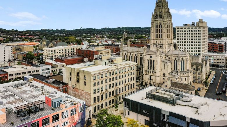 <b>Kasa The Maverick Pittsburgh Exterior</b>. Images powered by <a href="https://www.leonardoworldwide.com/" title="Leonardo Worldwide" target="_blank">Leonardo</a>.