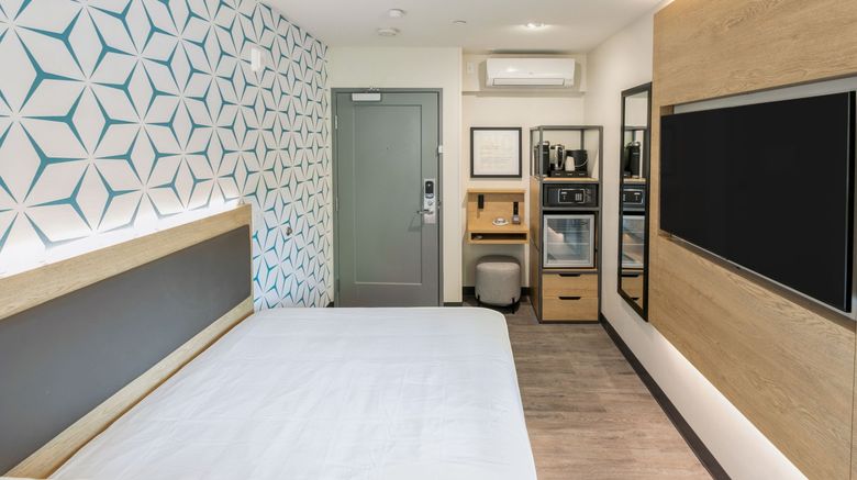 <b>Kasa Niche Hotel Redwood City Room</b>. Images powered by <a href="https://www.leonardoworldwide.com/" title="Leonardo Worldwide" target="_blank">Leonardo</a>.