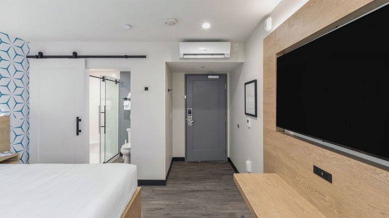 <b>Kasa Niche Hotel Redwood City Room</b>. Images powered by <a href="https://www.leonardoworldwide.com/" title="Leonardo Worldwide" target="_blank">Leonardo</a>.