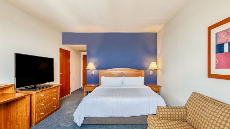 <b>Fiesta Inn San Luis Potosi Oriente Suite</b>. Images powered by <a href="https://www.leonardoworldwide.com/" title="Leonardo Worldwide" target="_blank">Leonardo</a>.