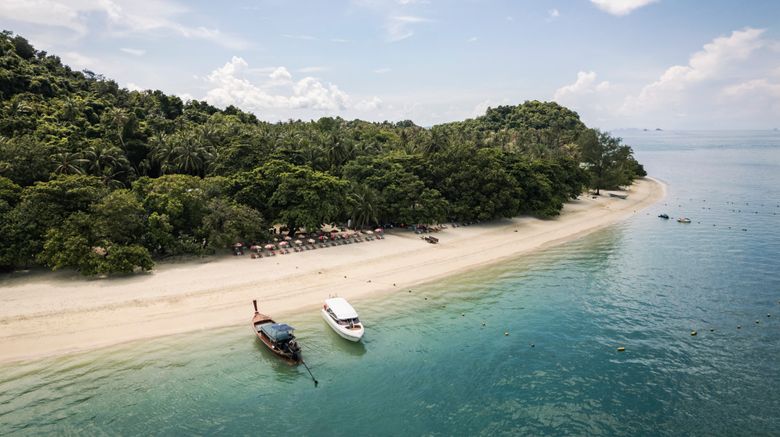 <b>COMO Point Yamu Beach</b>. Images powered by <a href="https://www.leonardoworldwide.com/" title="Leonardo Worldwide" target="_blank">Leonardo</a>.