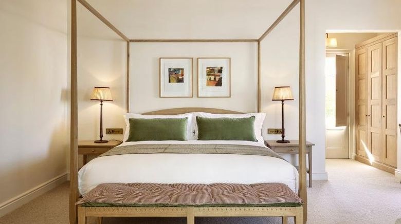 <b>The Spier Hotel Room</b>. Images powered by <a href="https://www.leonardoworldwide.com/" title="Leonardo Worldwide" target="_blank">Leonardo</a>.