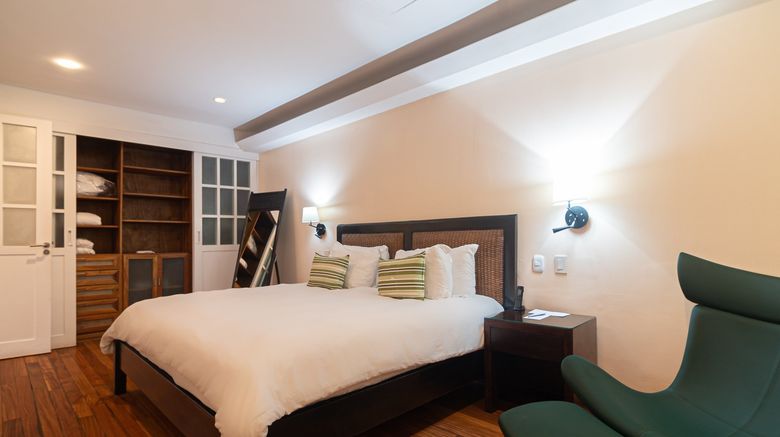<b>Gaia Hotel and Reserve Room</b>. Images powered by <a href="https://www.leonardoworldwide.com/" title="Leonardo Worldwide" target="_blank">Leonardo</a>.
