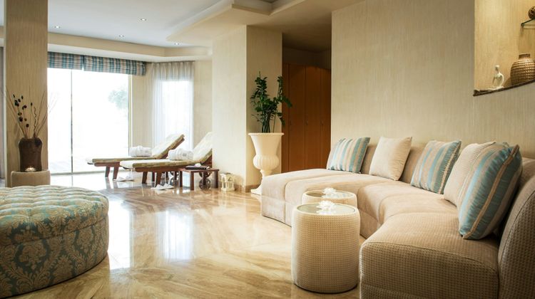 Le Meridien Dubai Hotel & Conference Ctr Spa