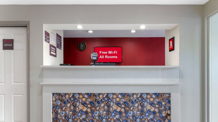Red Roof Inn Hope Lobby