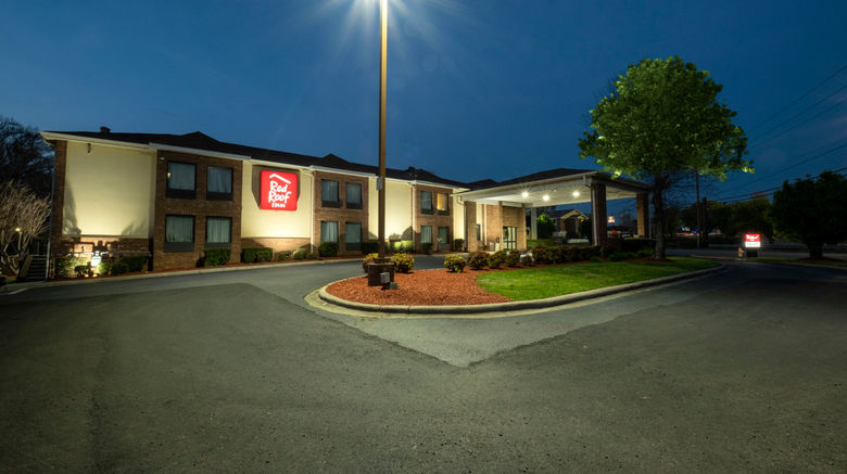 <b>Red Roof Inn Charlotte – University Exterior</b>. Images powered by <a href="https://www.leonardoworldwide.com/" title="Leonardo Worldwide" target="_blank">Leonardo</a>.