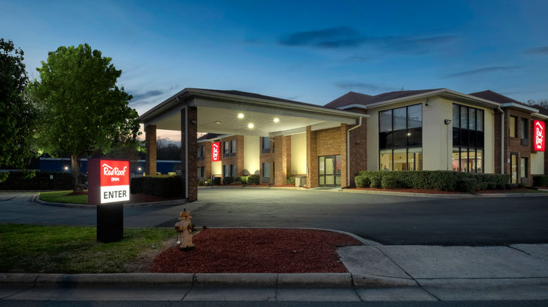 <b>Red Roof Inn Charlotte – University Exterior</b>. Images powered by <a href="https://www.leonardoworldwide.com/" title="Leonardo Worldwide" target="_blank">Leonardo</a>.